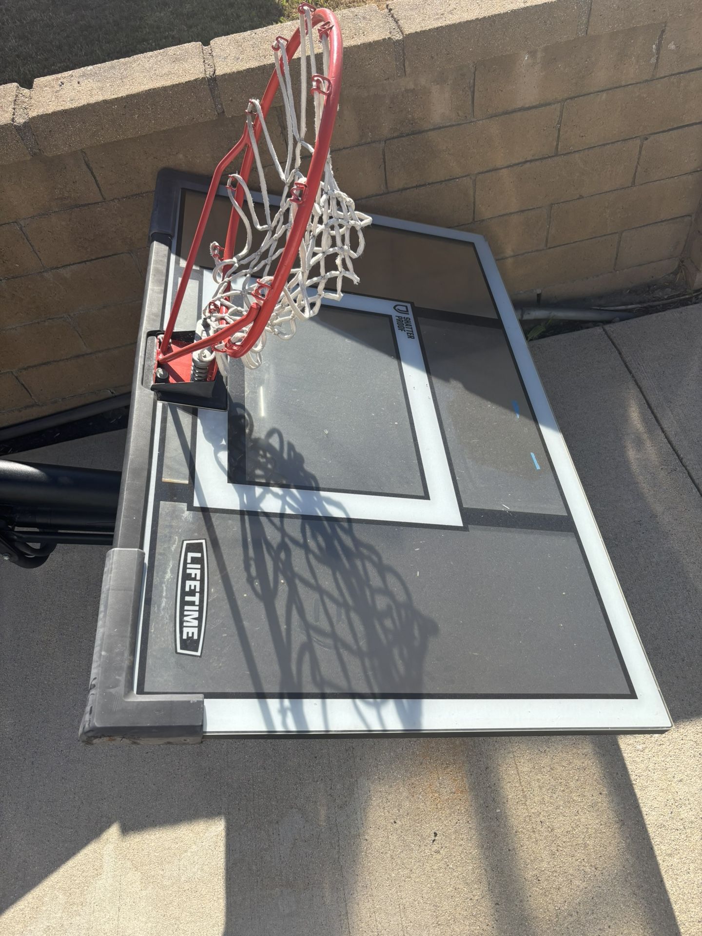 Basketball Hoop - Lifetime 8ft To 10ft Free