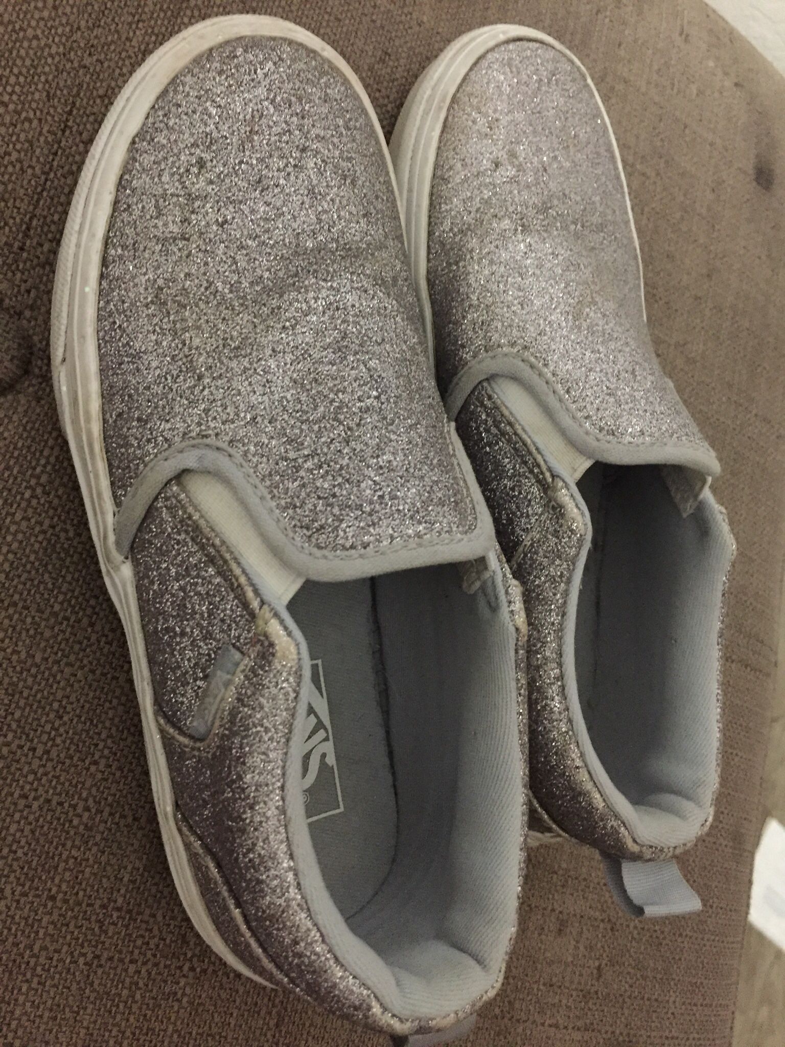 Van’s Slip Ons In Silver Glitter / Size Missy 2.