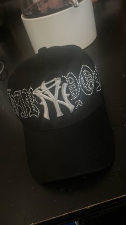 Thirty One New York Cristals