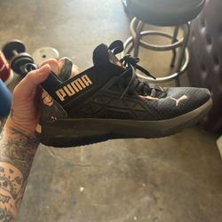 Girls Black and Pink Floral Shoes. Size 5.5 