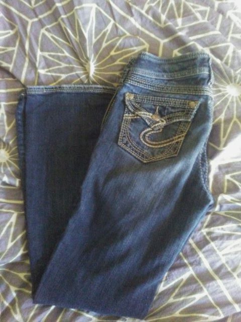 Silvers suki boot cut 26x30