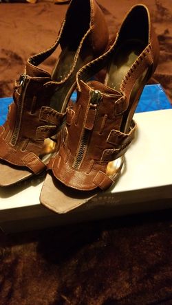 Jessica Simpson heels size 9.5