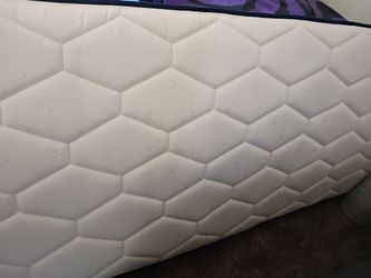 Twin mattress