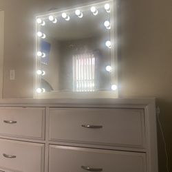 White Vanity Dresser 