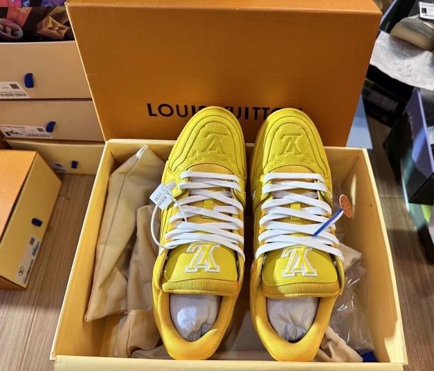 Classic trainer yellow low-top sneakers
