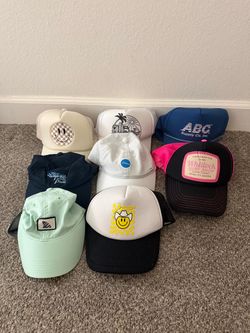 Caps
