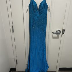 Homecoming Dress / Prom Dress + Jewelry