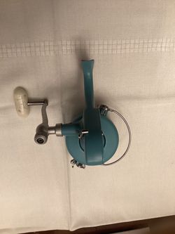 Vintage Penn Spinning Reel for Sale in Queens, NY - OfferUp
