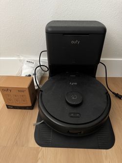 Eufy L60 Self-Empty Robot Vacuum + Extra Bags & Accessories