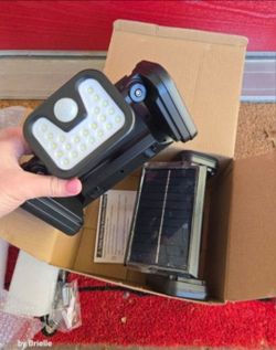 2PK LED 3-Head Motion Sensor Solar Security Light - IP65 Waterproof Set of 2