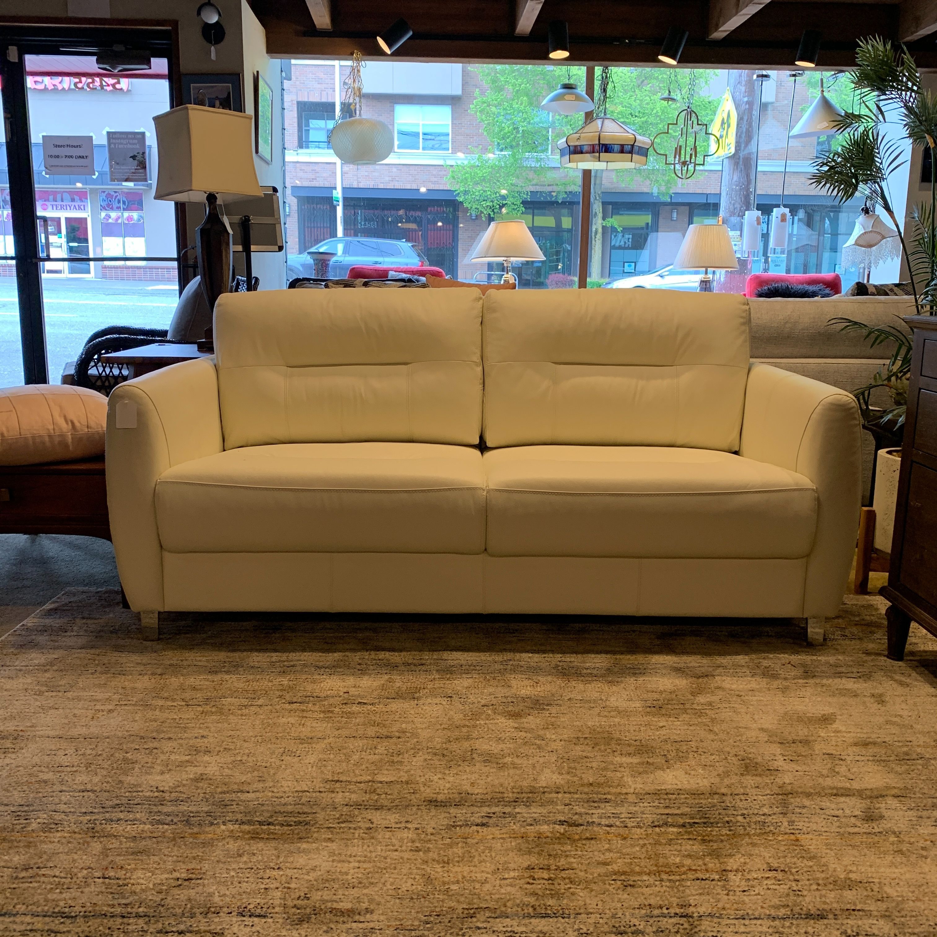 Home Modern Jamie White Leather Queen Sleeper Sofa