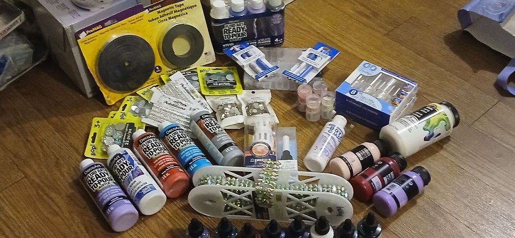 MISC ARTS & CRAFT AND ACCESSORIES...