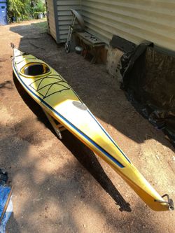 Yellow Sea Kayak with Ruddera