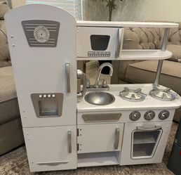 Kids Toys/Playset Bulk for $100, pick up only