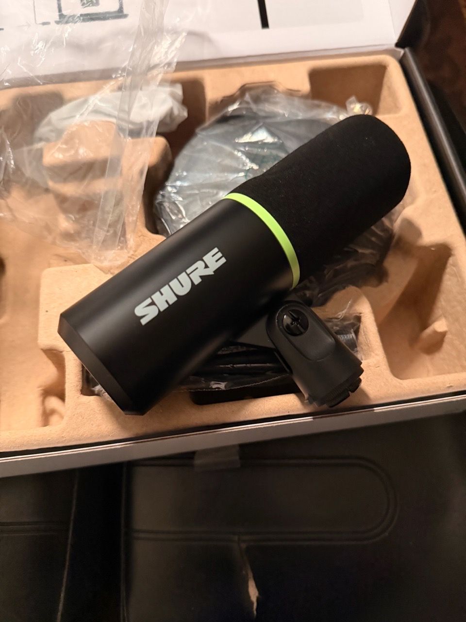 Microphone shure podcast for Sale in Los Angeles, CA - OfferUp