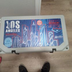 Bosch Grizzly Cooler And Bits