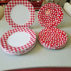 Picnic Plates 
