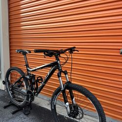 Trek Fuel EX 7 Mountain Bike Front And Rear Suspension size Medium 18.5