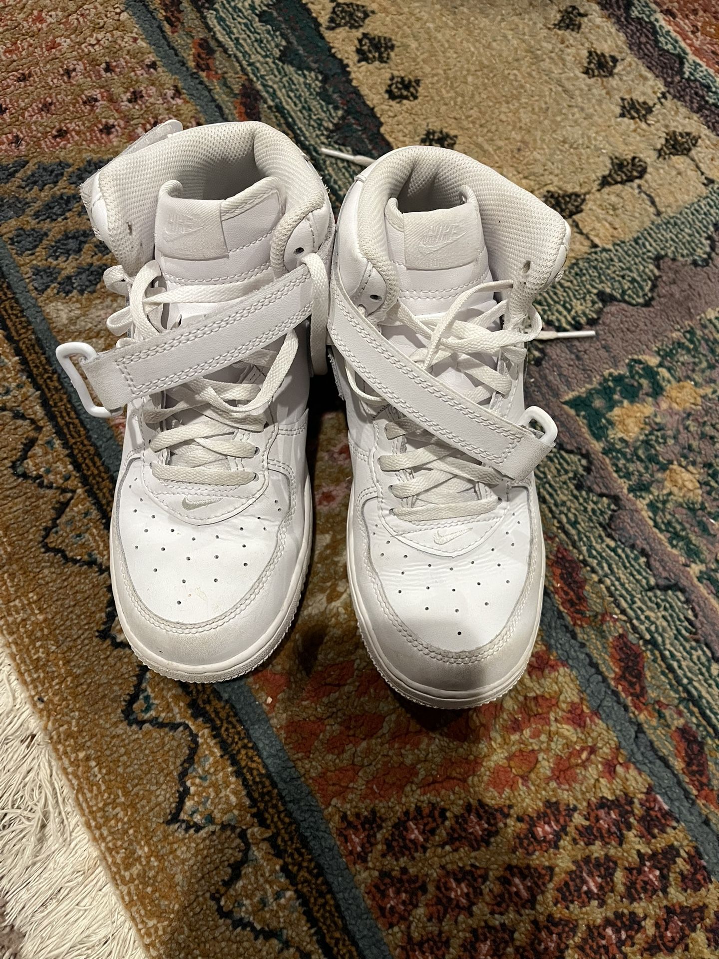 Nike Air Force One mid LE