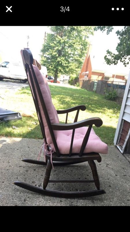 Antique pink chair