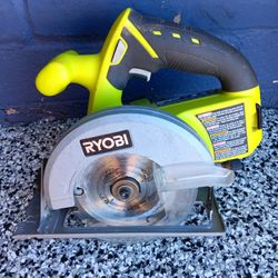 CIRCULAR SAW 5"1/2 RYOBI 18V TOOL ONLY 