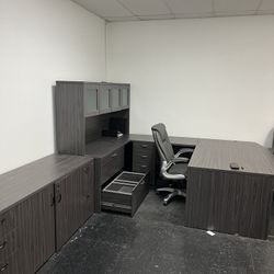 Executive Office Furniture Desk Filing Cabinets Set Combo