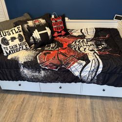  IKEA HEMNES Daybed with 3 Drawers – Fits 2 Twin Mattresses – $350