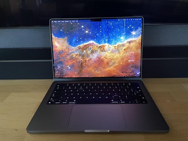 2023 Apple MacBook Pro 14
