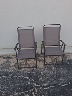 Pair of Folding Patio Chairs