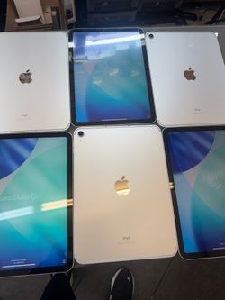 iPad 10th Gen WiFi and cellular