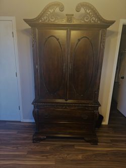 4 Drawer Tall Solid Wood Amorua Cabinet