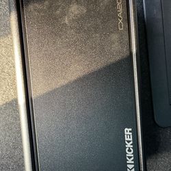 Kicker Amp