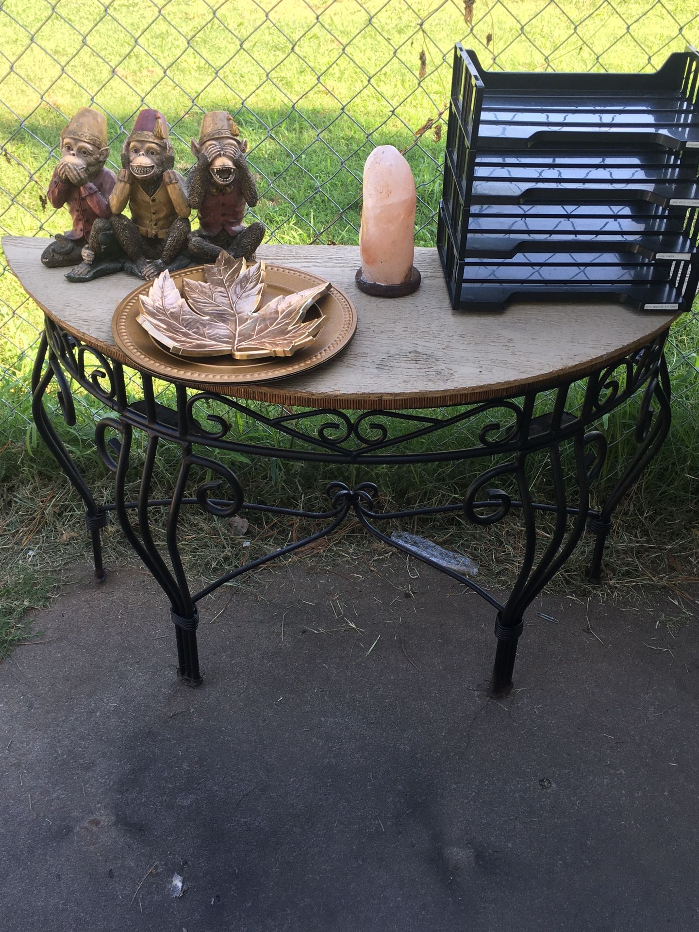 Decorative table