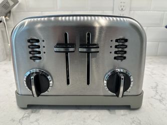 Immaculate Cuisinart 4-Slice Classic Metal Toaster 
