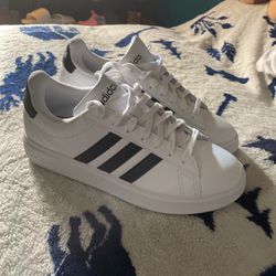 Black And White Adidas Shoes 