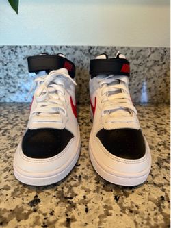 Nike Court Borough Mid 2 Size 5Y