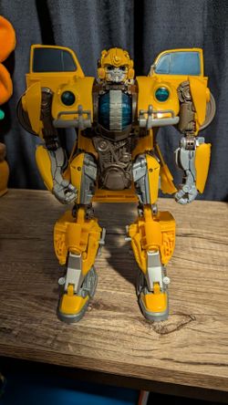 Transformers Buzzworthy Bumblebee Power Charge Bumblebee