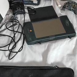 Apple 🍎 Messagepad 2000 Rarr Find  $2500. 