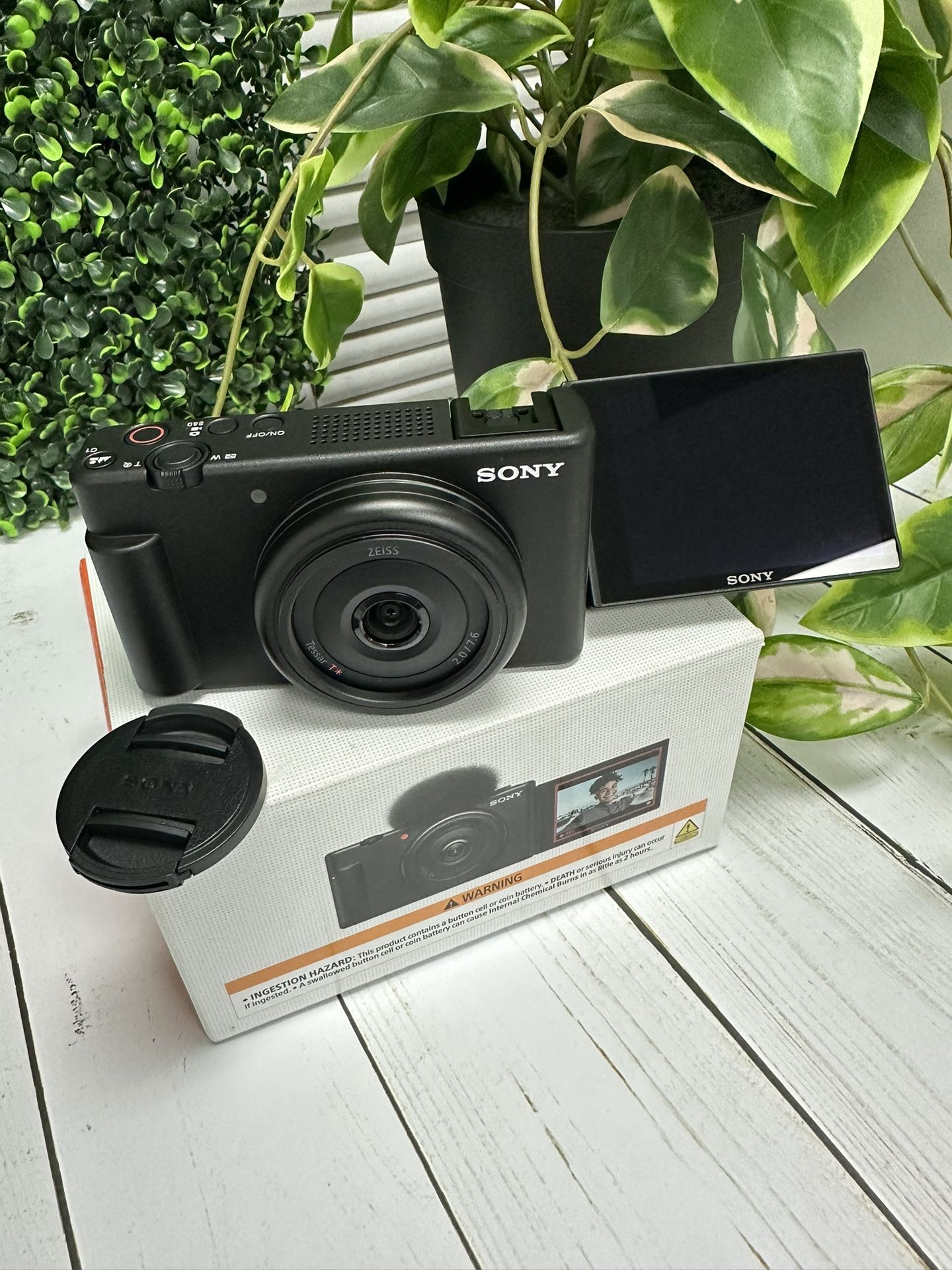 New SONY Digital Camera (Nuevo)