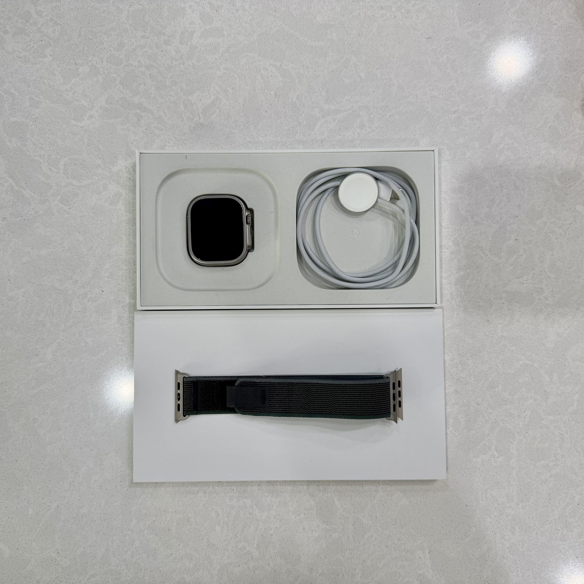 MINT CONDITION Apple Watch Ultra 2 49mm Natural Titanium