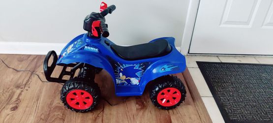 Sonic ATV Quad, 6V Battery Powered Ride On for Kids Ages 1.5+, Blue