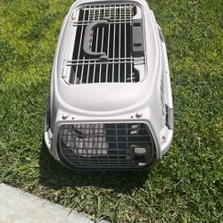 Small Whisker City Pet Carrier Crate Cat Dog 2 Door 20” x 12” x 12”