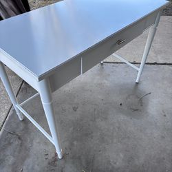 White And Gold Table