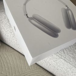 Authentic Apple AirPod Max 290$