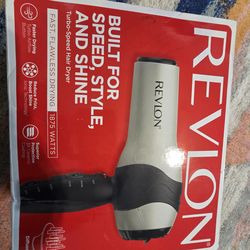 Revlon Hair Dryer with diffuser -open box