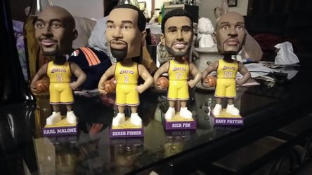 O3 Lakers bobblehead