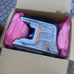 Ford F150 Front Headlights. Right And Left. 