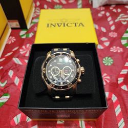 Mens INVICTA WATCH. CHECK MY PAGE