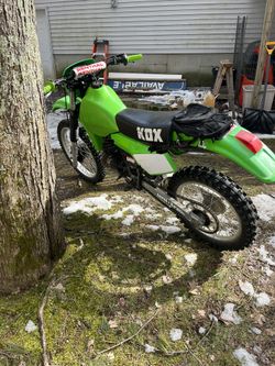 Kawasaki KDX 200 2 Stroke Dirt Bike for Sale in Epping NH OfferUp