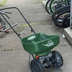 Seed Spraying Machine